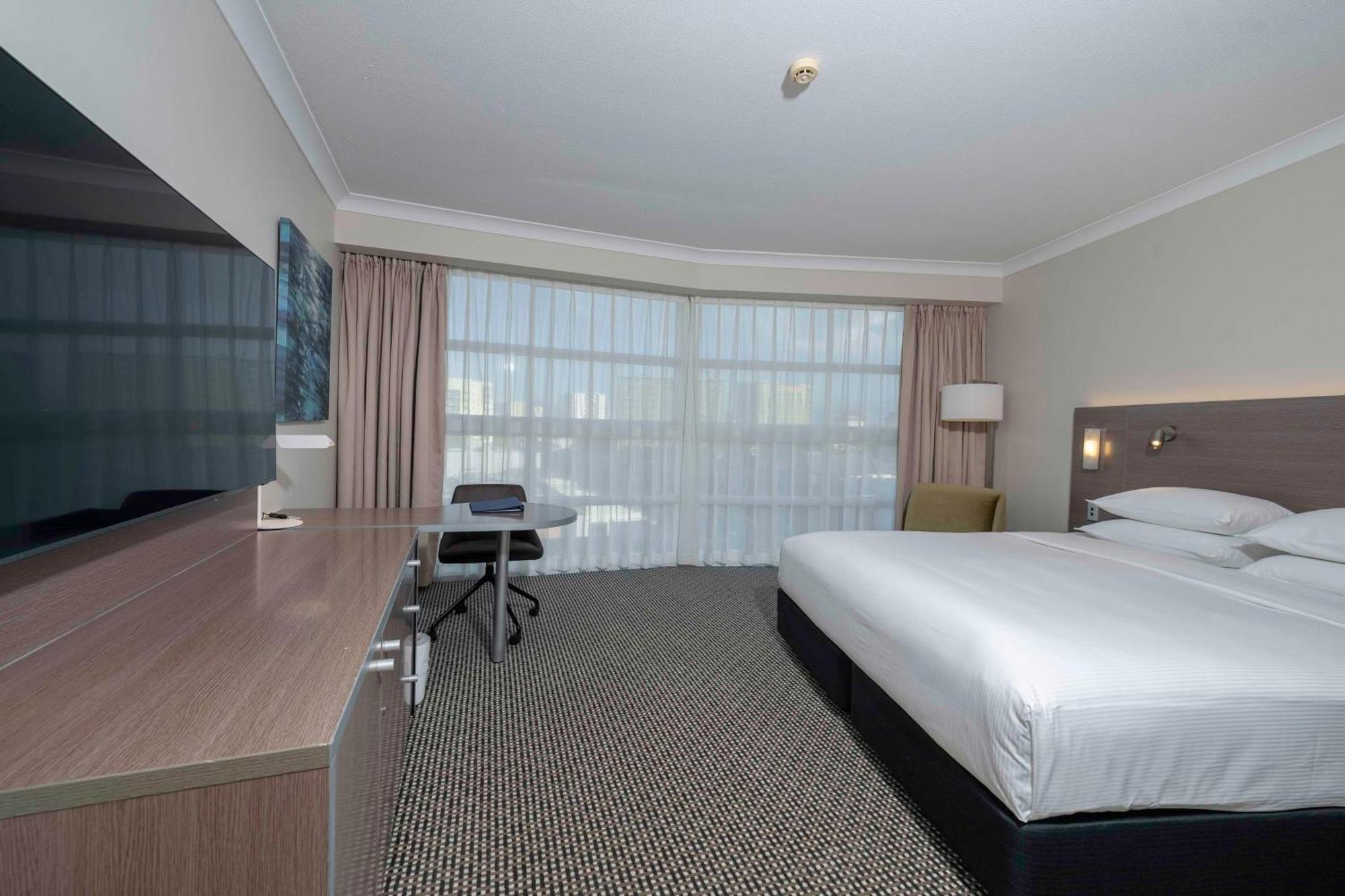 King Guest Room,1533006211:JPEG